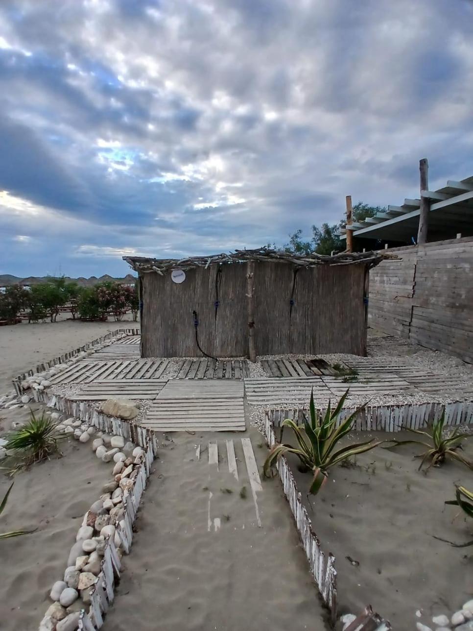 Zulu Beach Bungalow 2 Vlore Exterior photo